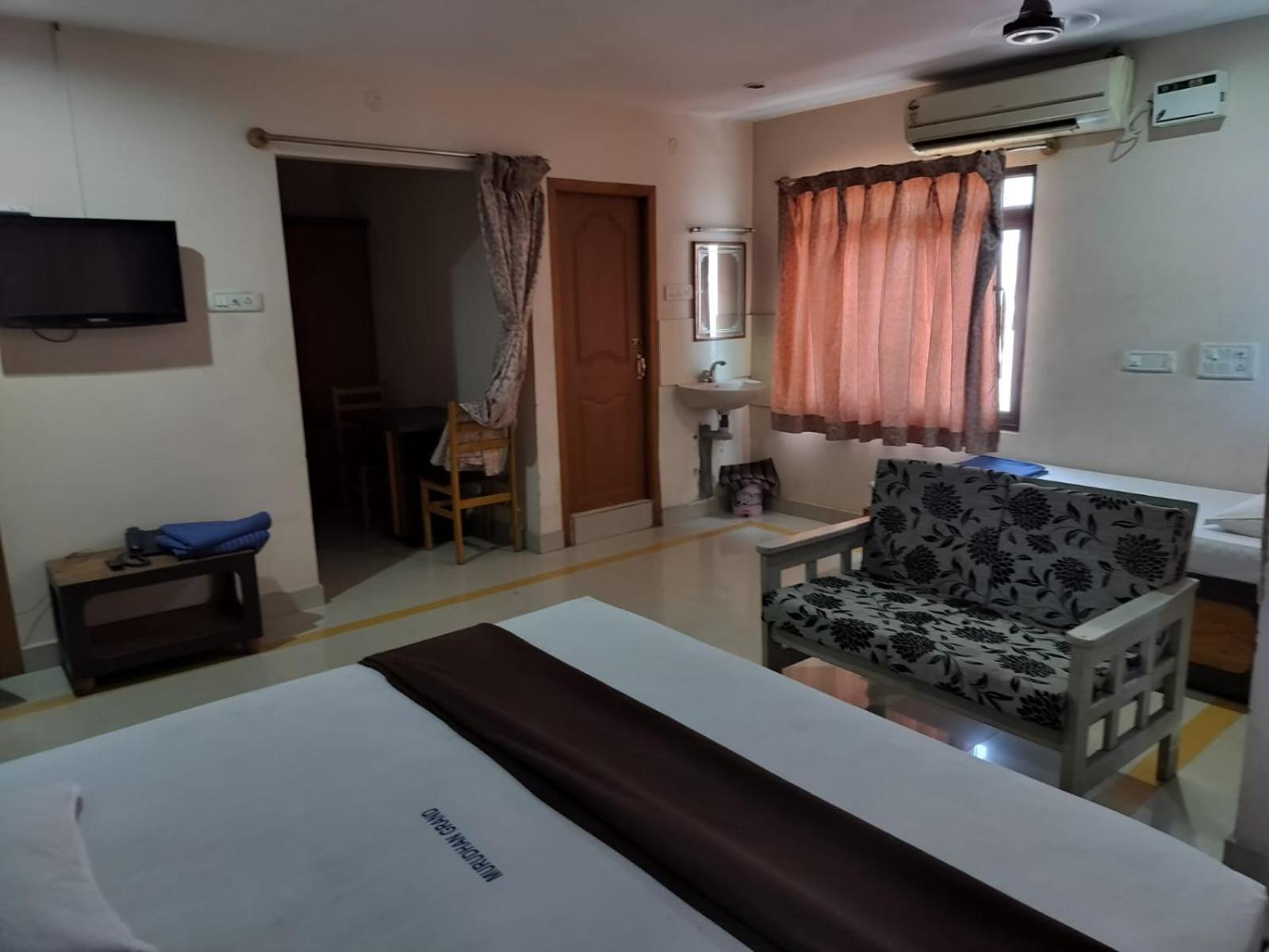 Marudhan Grand Kumbakonam Eksteriør billede